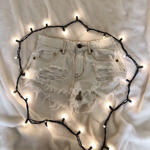 PACSUN White Distressed Denim Booty Shorts